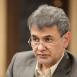 به گزارش خبرگزاری مهر، محمد مهدی ناصحی اظهار داشت: در حال حاضر ۴۲ میلیون نفر در ۵ صندوق بیمهای تحت پوشش بیمه سلامت هستند، افراد تحت پوشش بیمه سلامت همگانی و روستاییان تنها مجاز به استفاده از خدمات در بخش دولتی هستند. ۴۲ میلیون ایرانی تحت پوشش ۵ صندوق بیمه سلامت | بیمارستان سیدالشهداء یزد